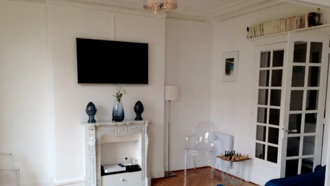 شقة Typiquement Parisien باريس